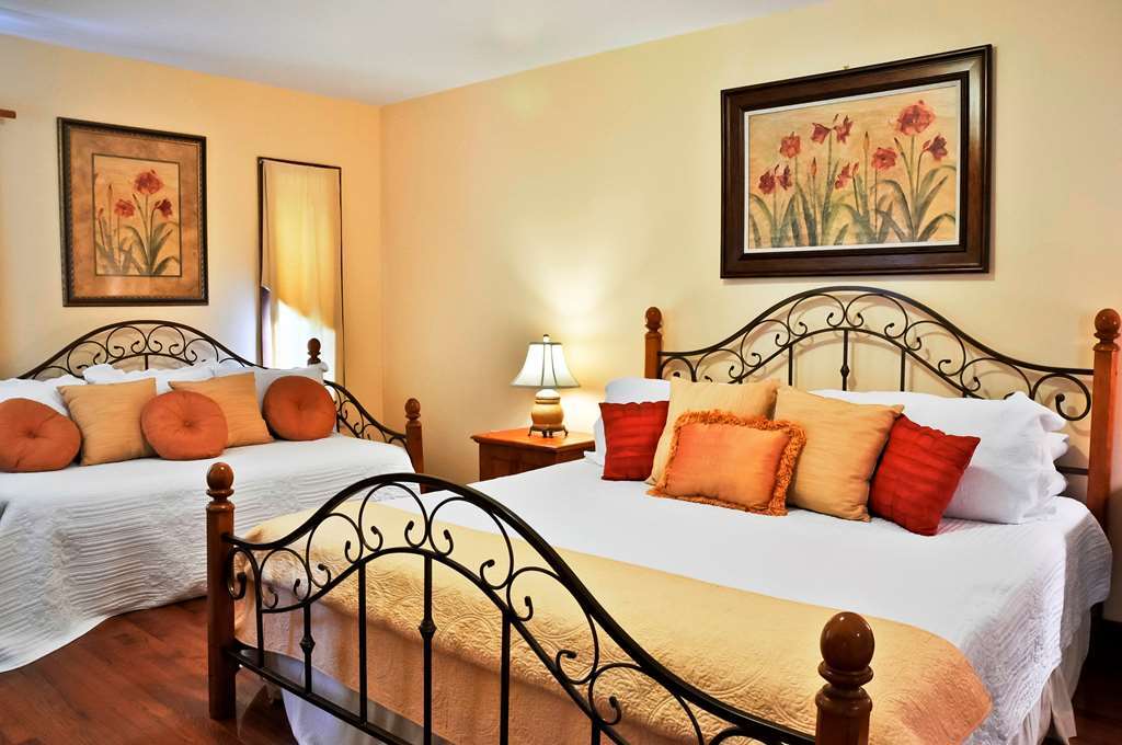 Seven Hills Inn Lenox Phòng bức ảnh