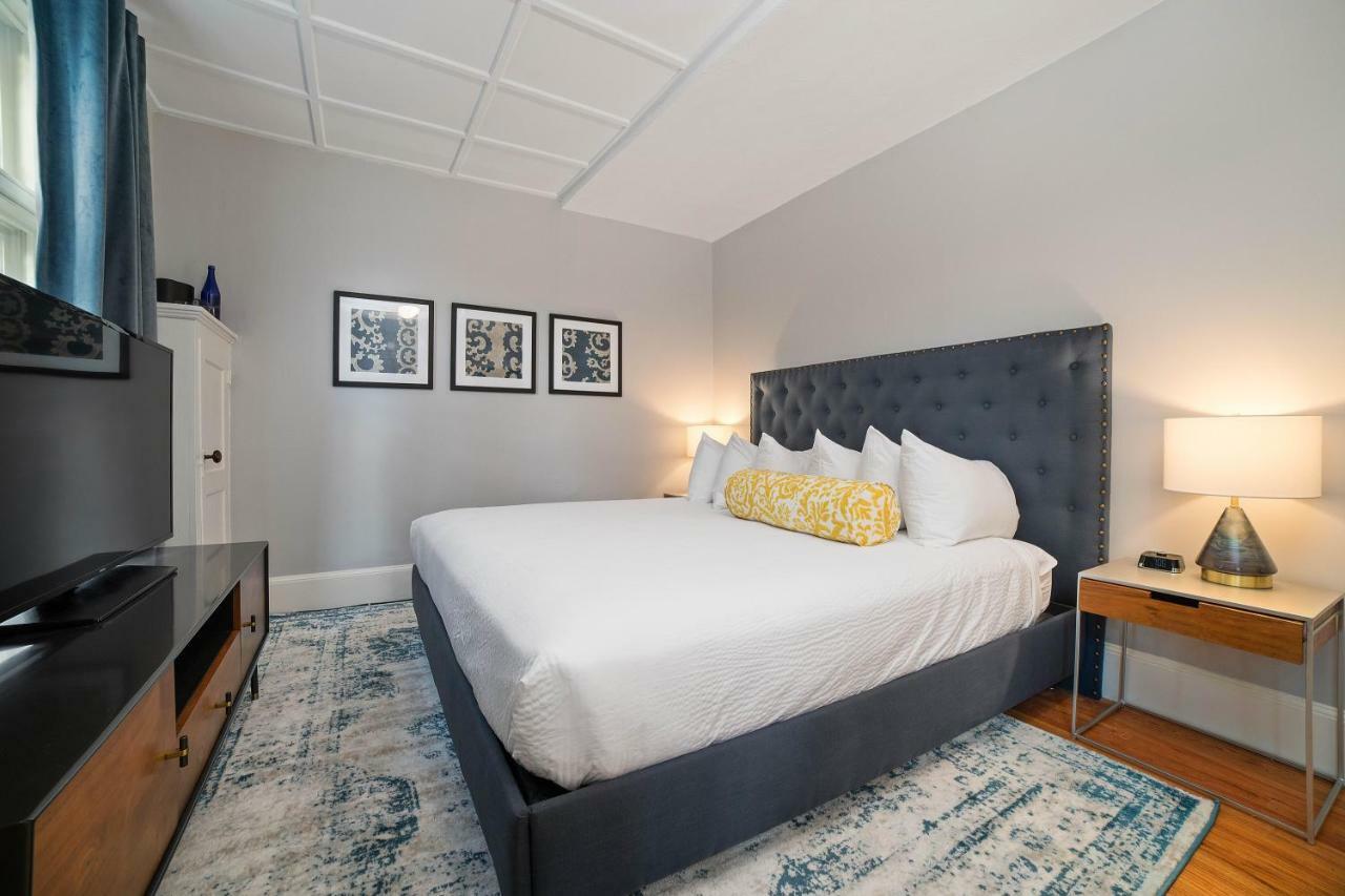Seven Hills Inn Lenox Ngoại thất bức ảnh