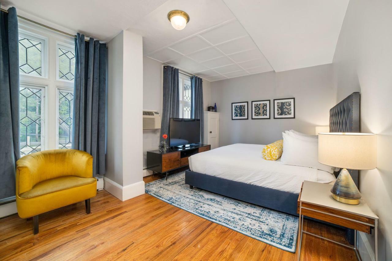 Seven Hills Inn Lenox Ngoại thất bức ảnh