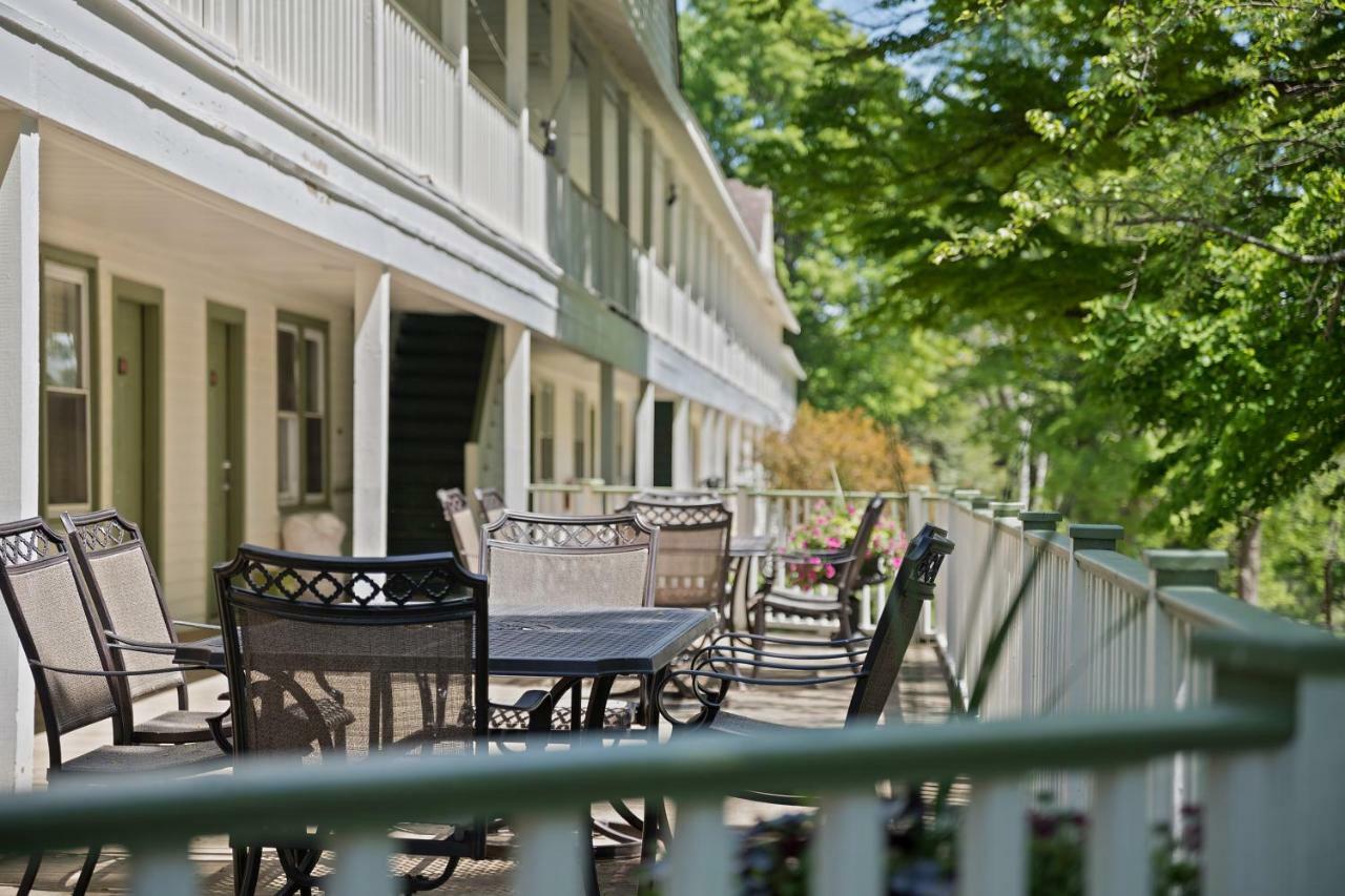 Seven Hills Inn Lenox Ngoại thất bức ảnh